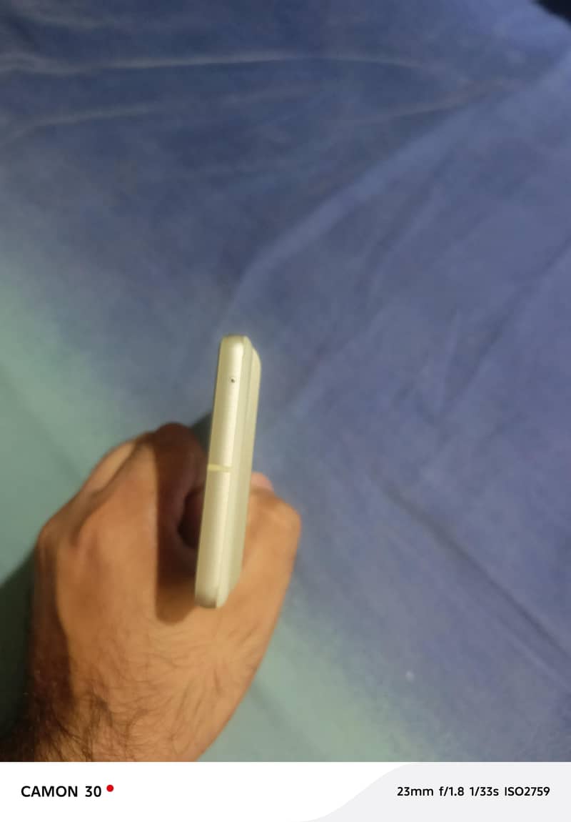 Google Pixel 7 5