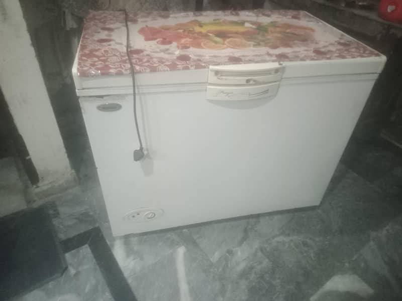 D freezer 0