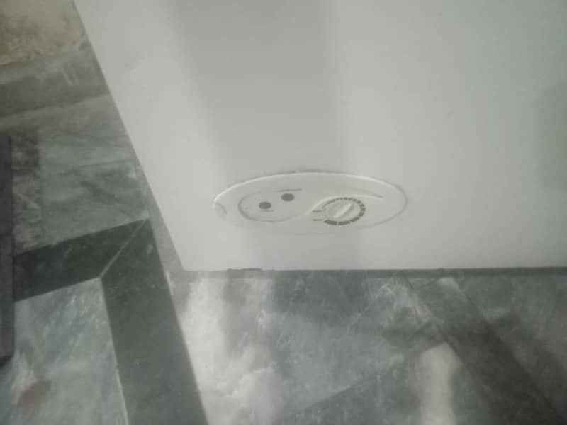 D freezer 2