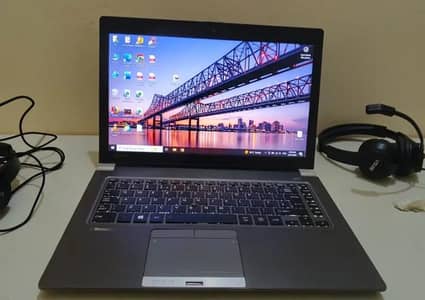Toshiba core i5 6 gen 4GbRm. dell core i3 3rd generation