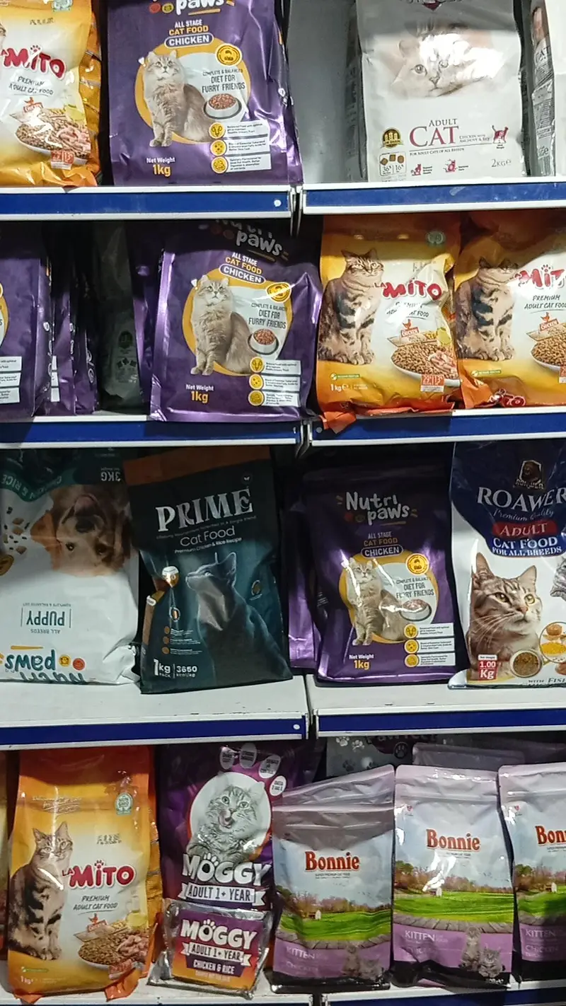 Pet Feed and accessories available