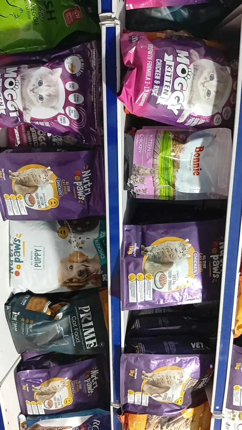 Pet Feed and accessories available — photo 3