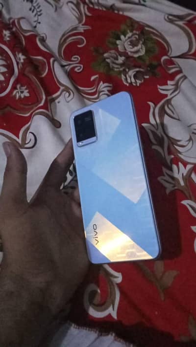 Vivo Y21