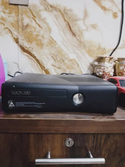 Xbox 360 slim model