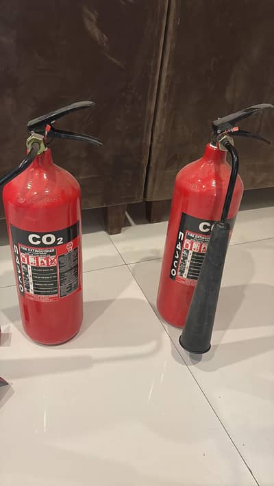 Fire extinguisher