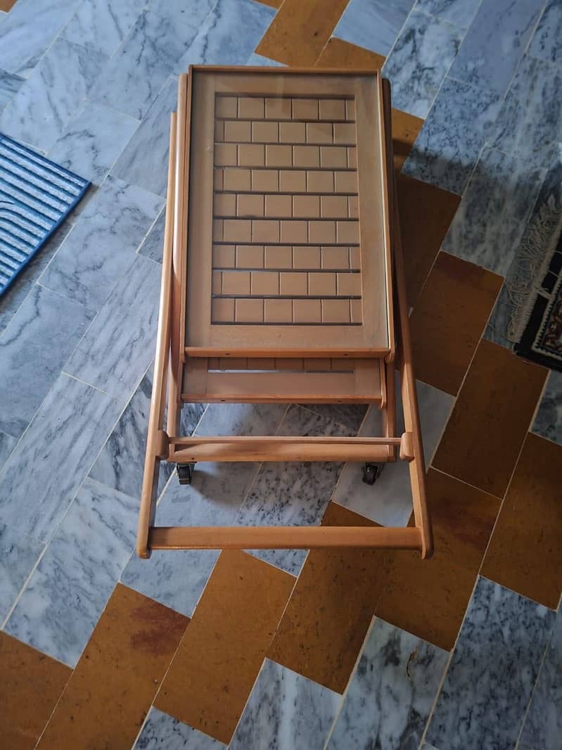 Tea Trolly table 3
