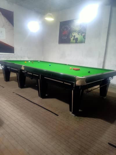 Snooker tables and Accessories in new condition