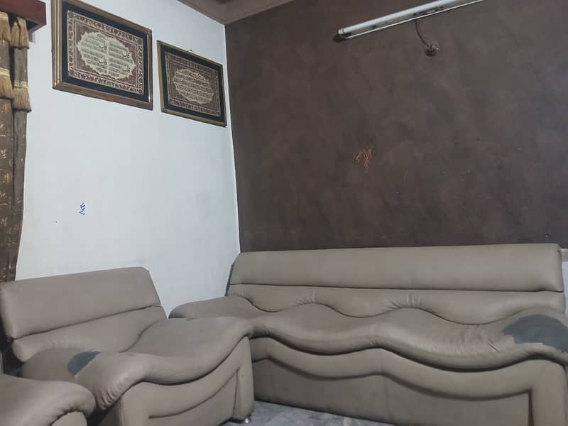 Sofa set 0