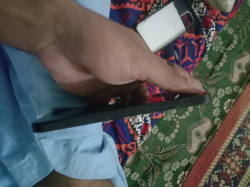 Iphone 12 3