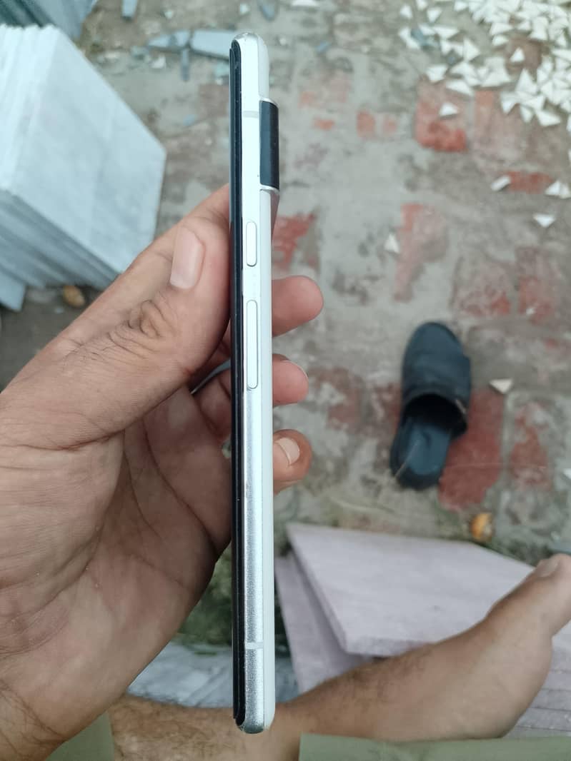 Google Pixel 6 Pro 4