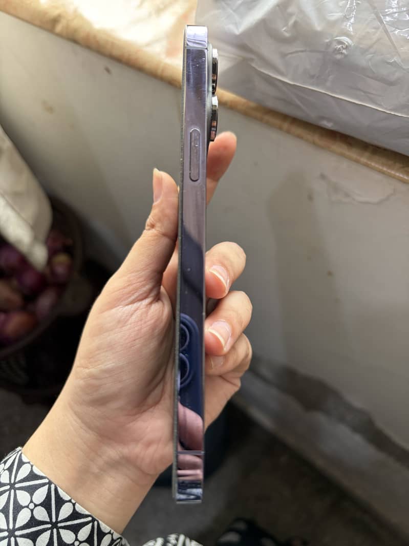IPHONE 14 pro max 3