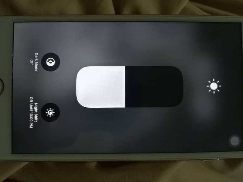 Apple iPhone 8 Plus 1