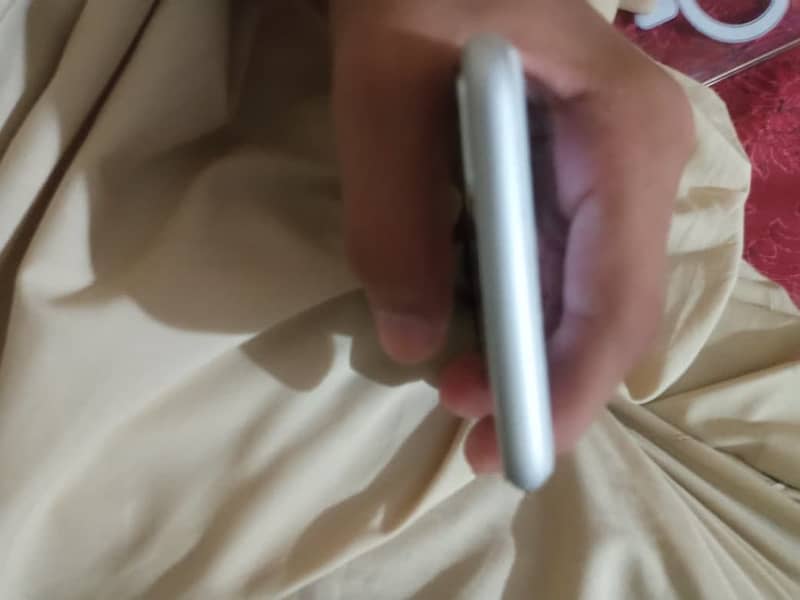 Apple iPhone 8 Plus 7