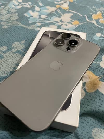 Apple iPhone 16 Pro