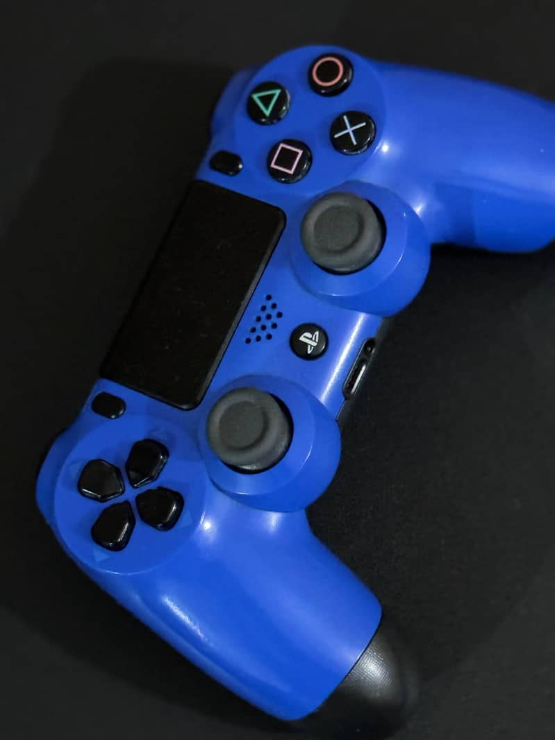 Ps4 slim 2