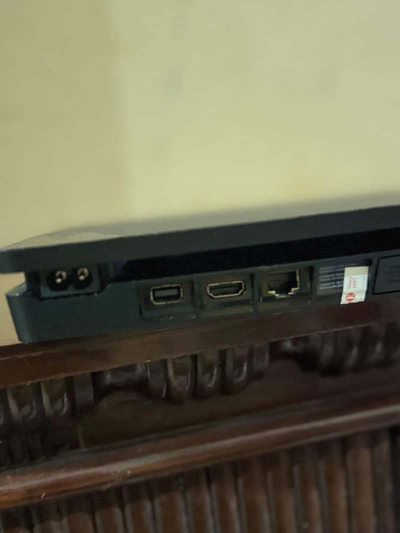 Ps4 slim 3