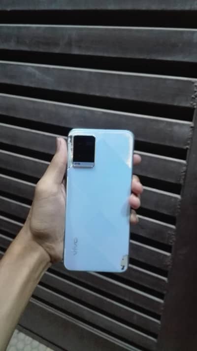 Vivo Y21
