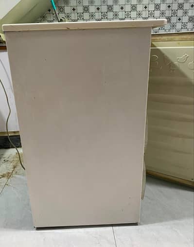 Esquire brand imported cabint freezer small size