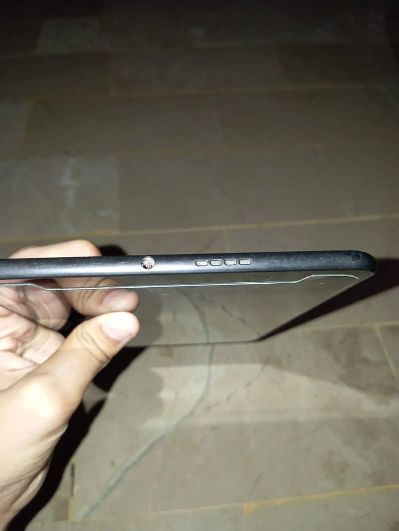 LG tablet 2/32 android version 10 2