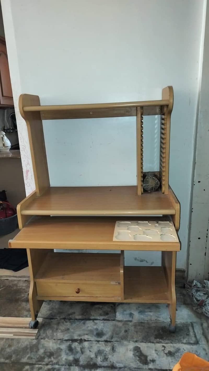 computer/laptop table 0