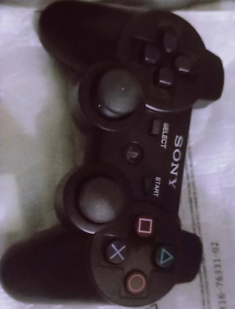 Playstation 3 without box 4