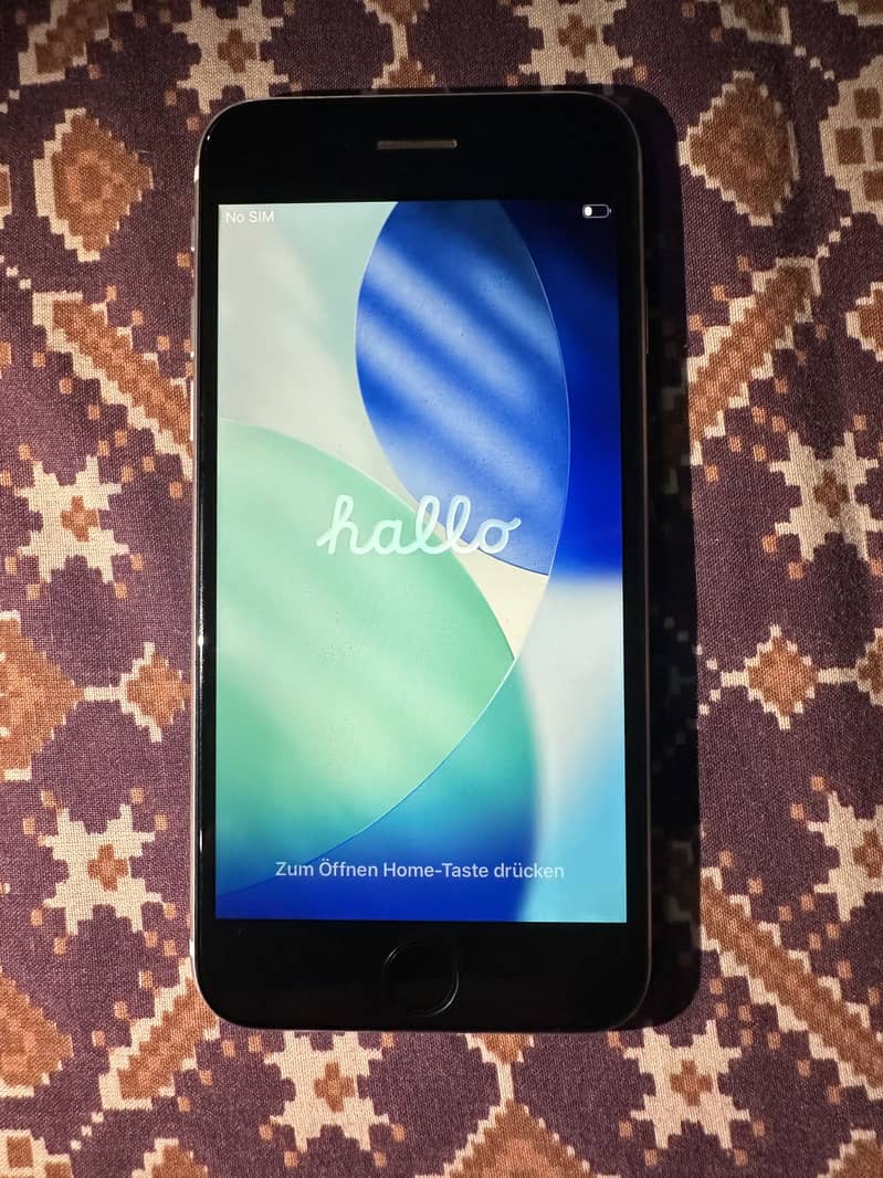 Apple iPhone SE 4