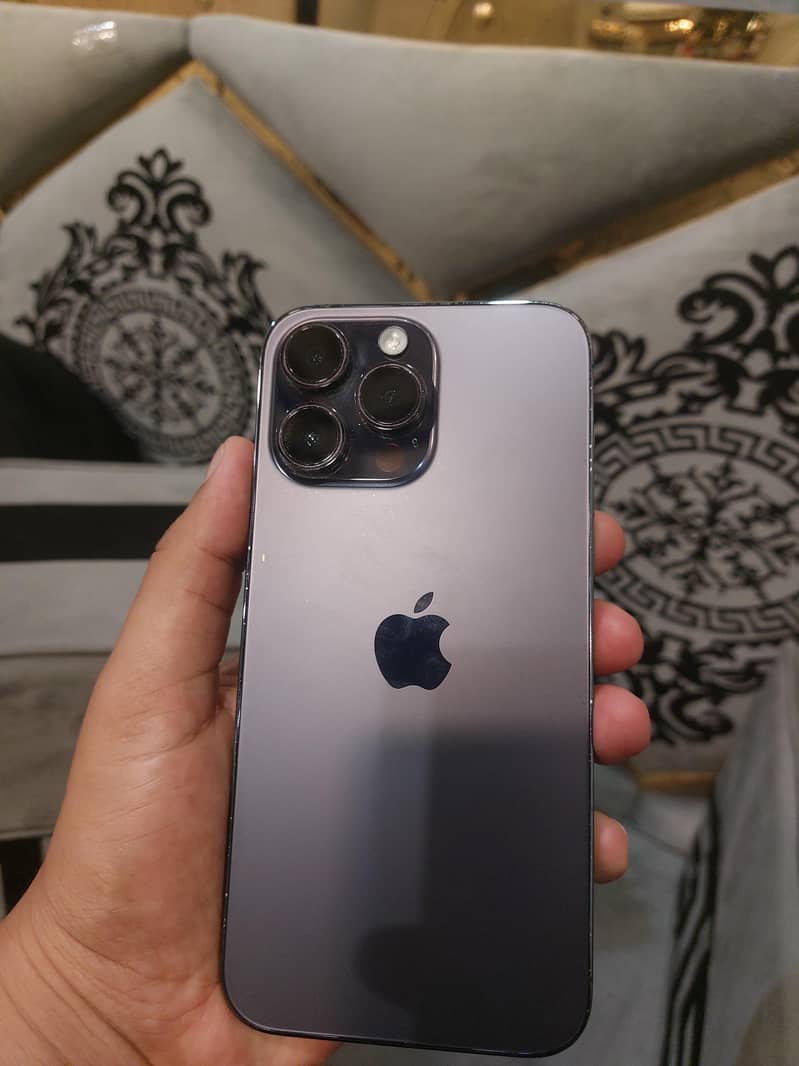 Apple iPhone 14 Pro Max 2