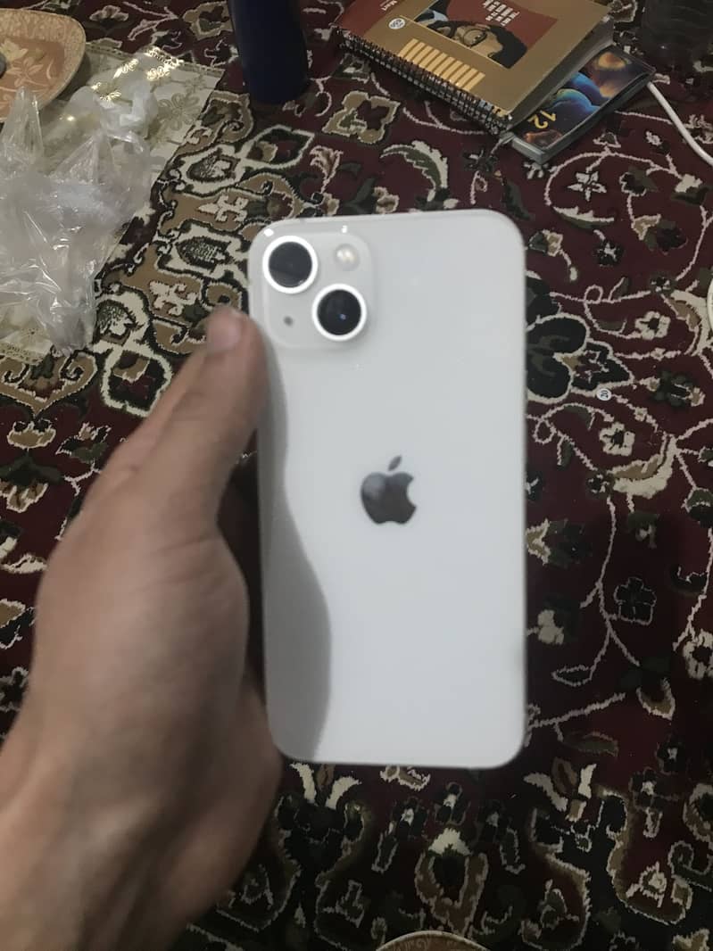 Apple iPhone 13 1