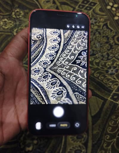 Apple iPhone 12
