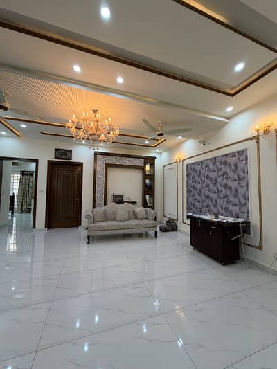 10 Marlah Ultra Modren like a Brand new house for sale