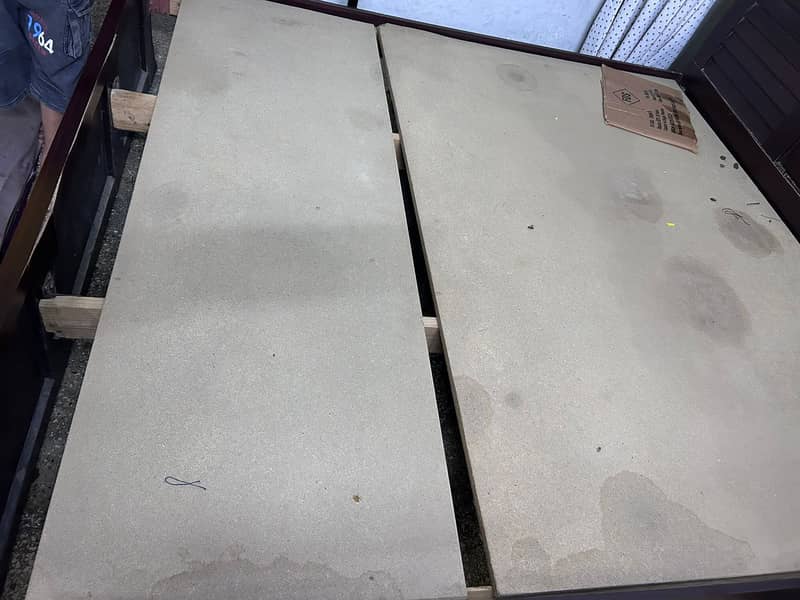 Bed for used 0