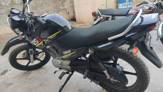 Yamaha YBR G