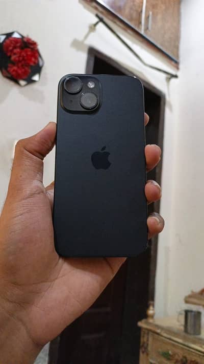 Apple iPhone 15