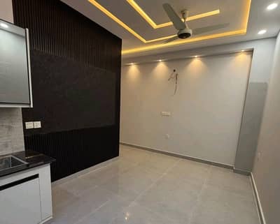 Good Location Royal Orchard Flat For rent Sized 2 Marla
