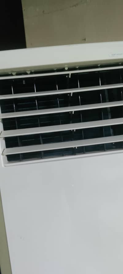 Cabinet Ac Floor standing 2.5 ton