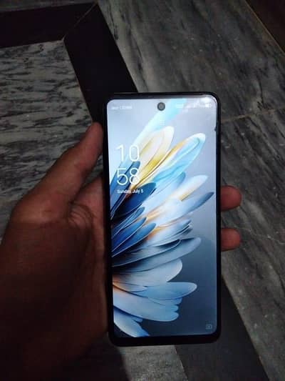 16/256 pta officially dule with box charger 8 month warranty