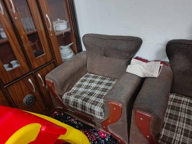 7 seater sofaset 0