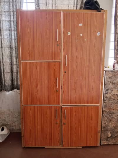 wardrobe good condition
