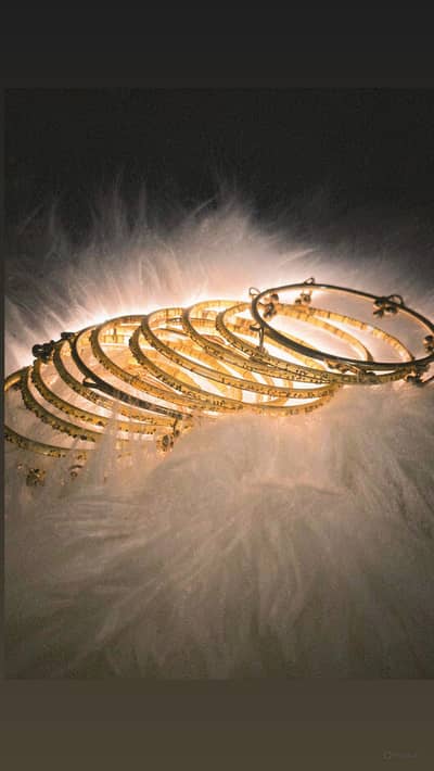 Golden Bangles Set for Women – Elegant Traditional Design (12 Pieces)