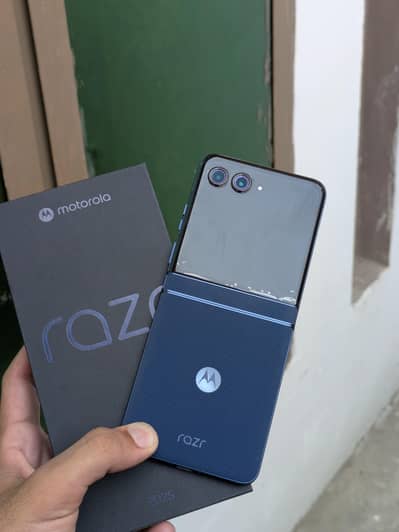 Motorola Razr 2025