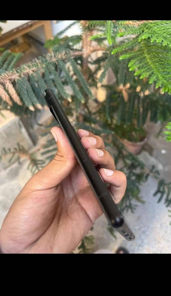 Google Pixel 6a 1