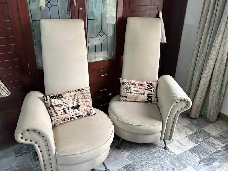 Sofa set 0