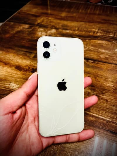 Apple iPhone 12
