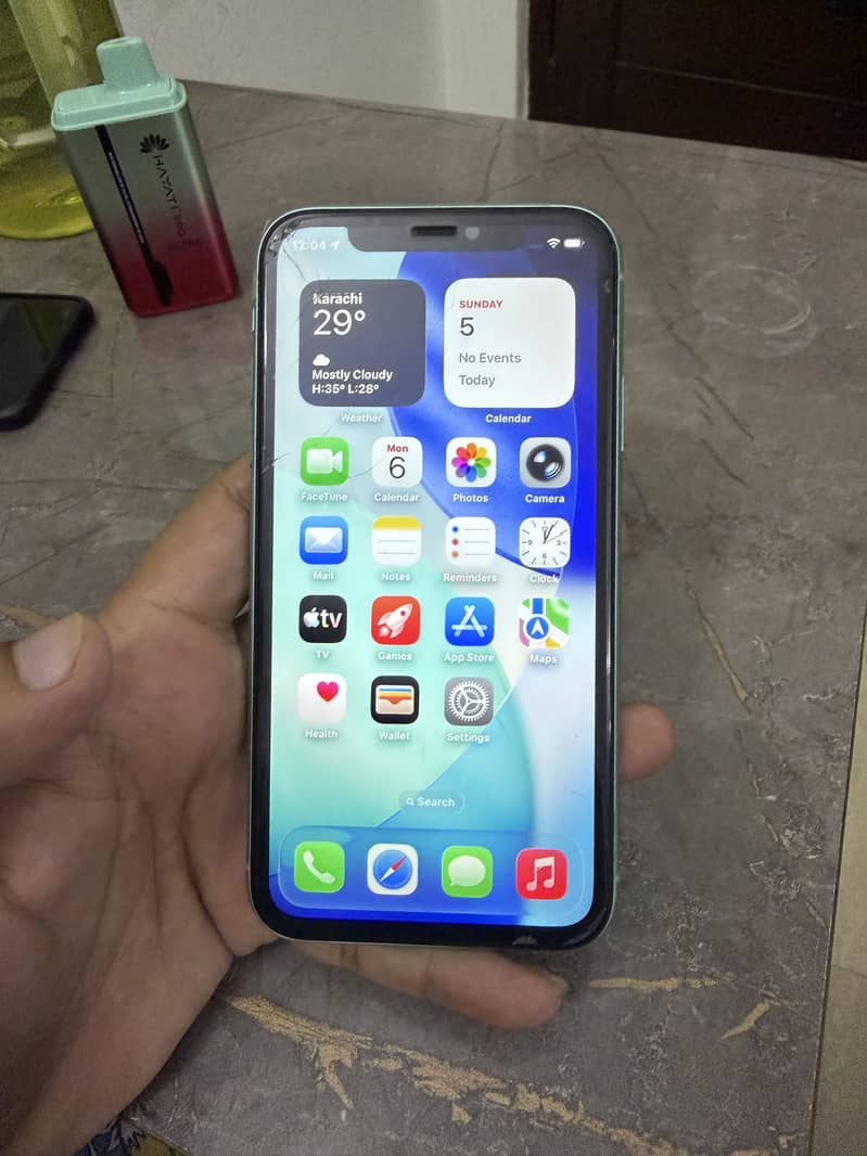 Apple iPhone 11 3
