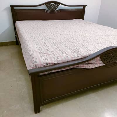 King Brown Bed & Glass Showcase Cabinet - Very Good Condition