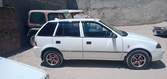 Suzuki Cultus VXL 2005 Model In White Colour 03286159128