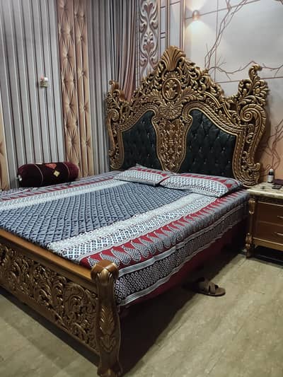 Brand New Condition Bed Set