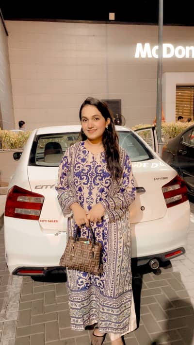 Momina Khan