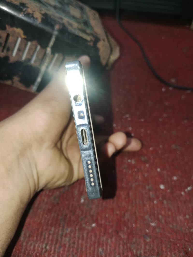 Tecno CAMON 20 2