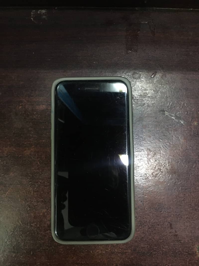 Apple iPhone 7 5